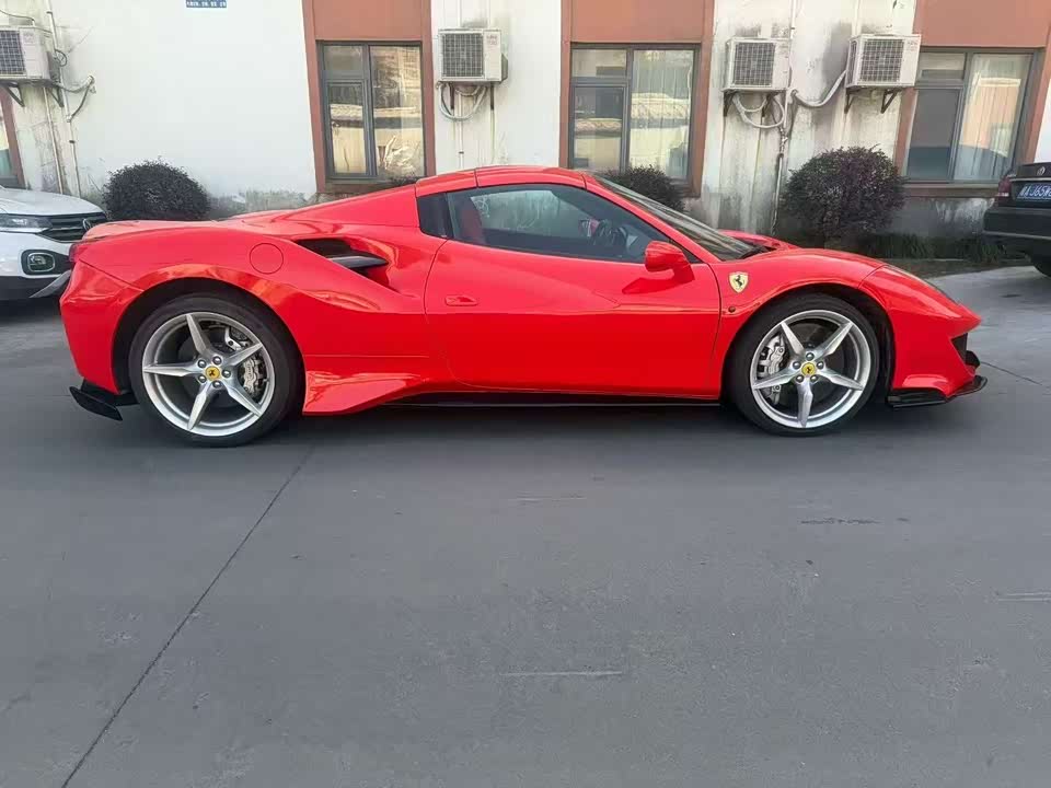 Ferrari 488