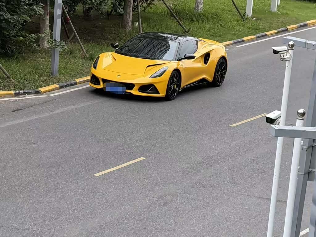 Lotus EMIRA