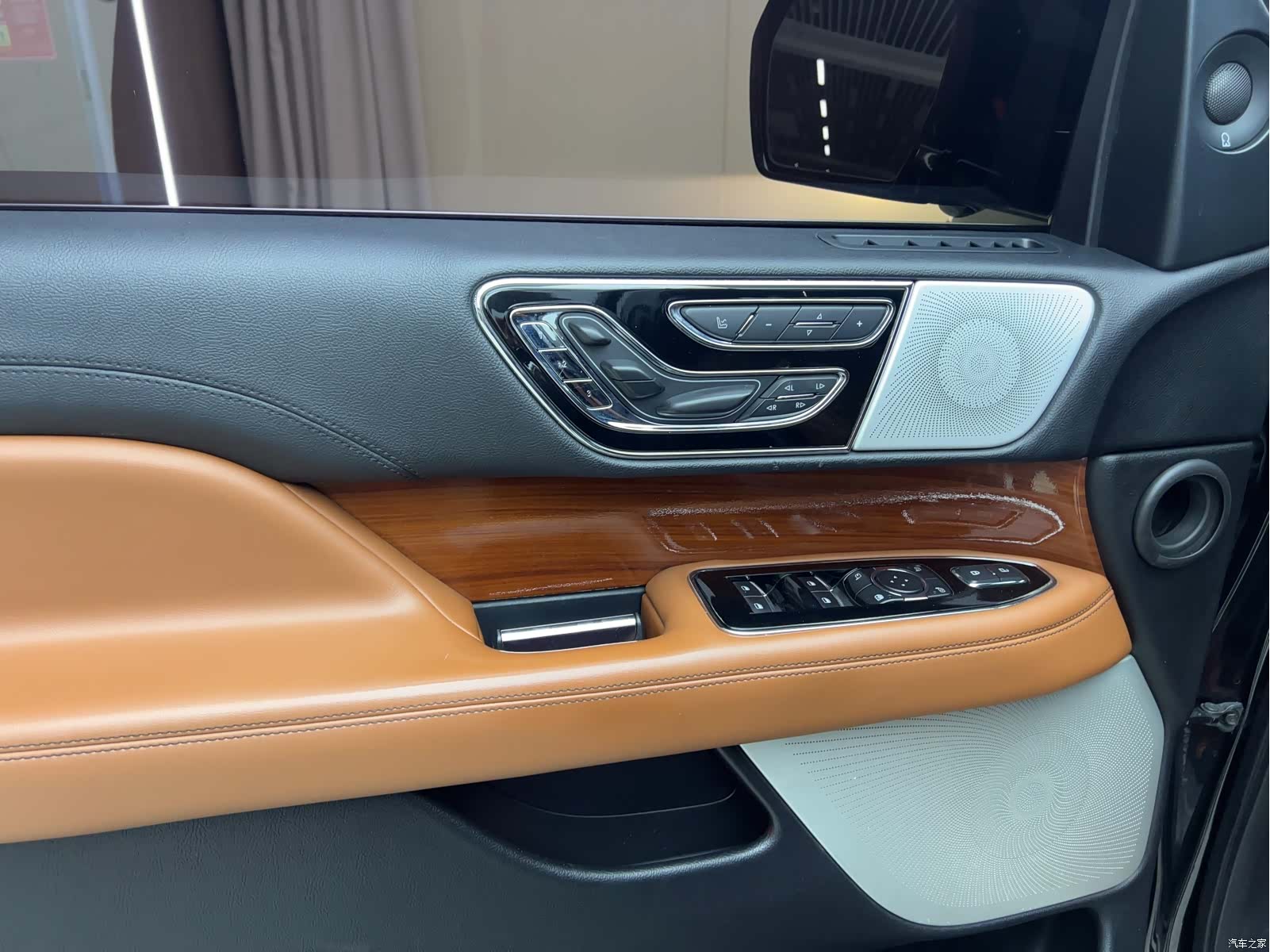 Lincoln Navigator, 2018 6