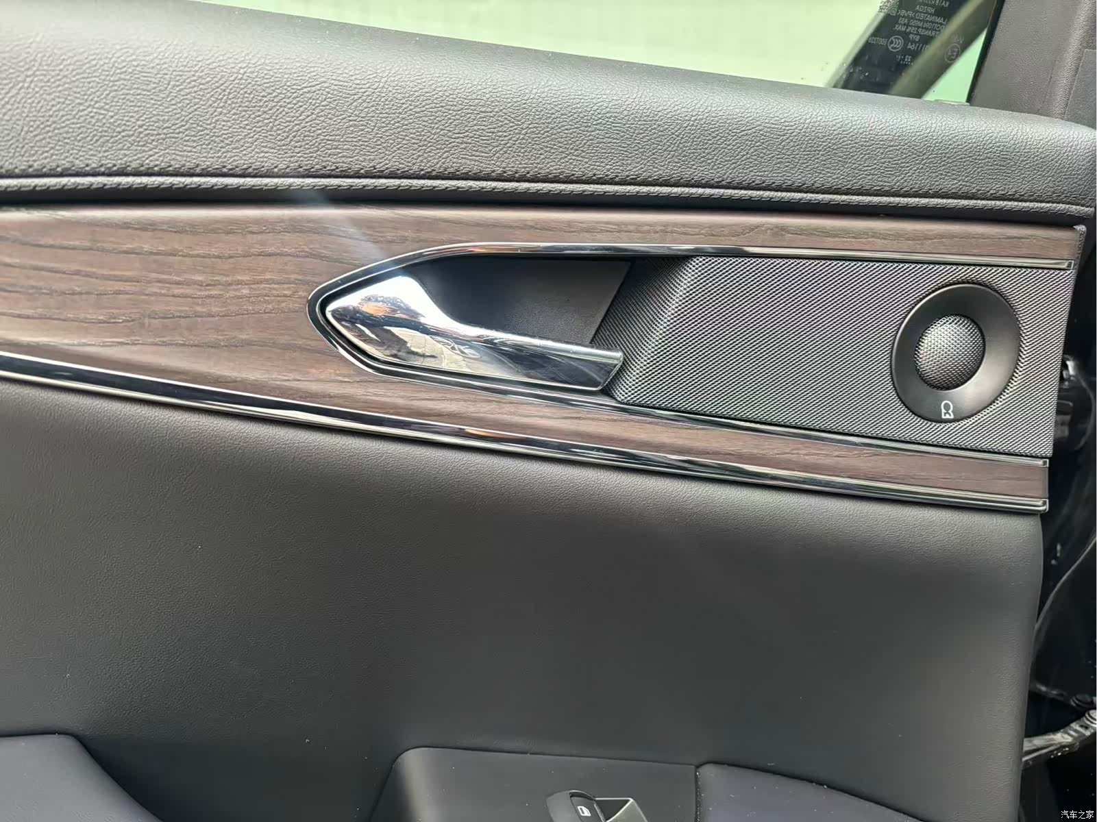 Lincoln Navigator, 2026 19