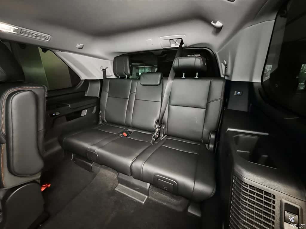 Toyota Sequoia, 2024 11