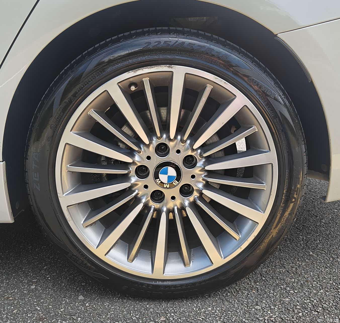 BMW 3 Series, 2019 11