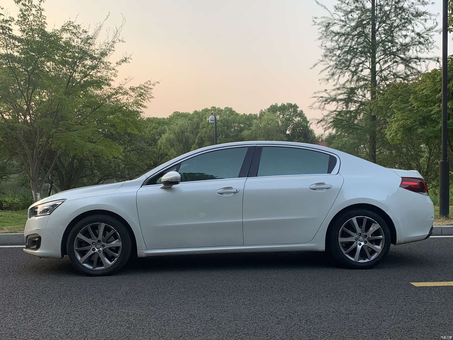 Peugeot 508, 2015 все фото