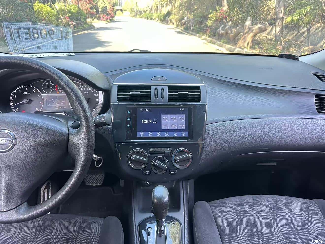 Nissan Tiida, 2015 12