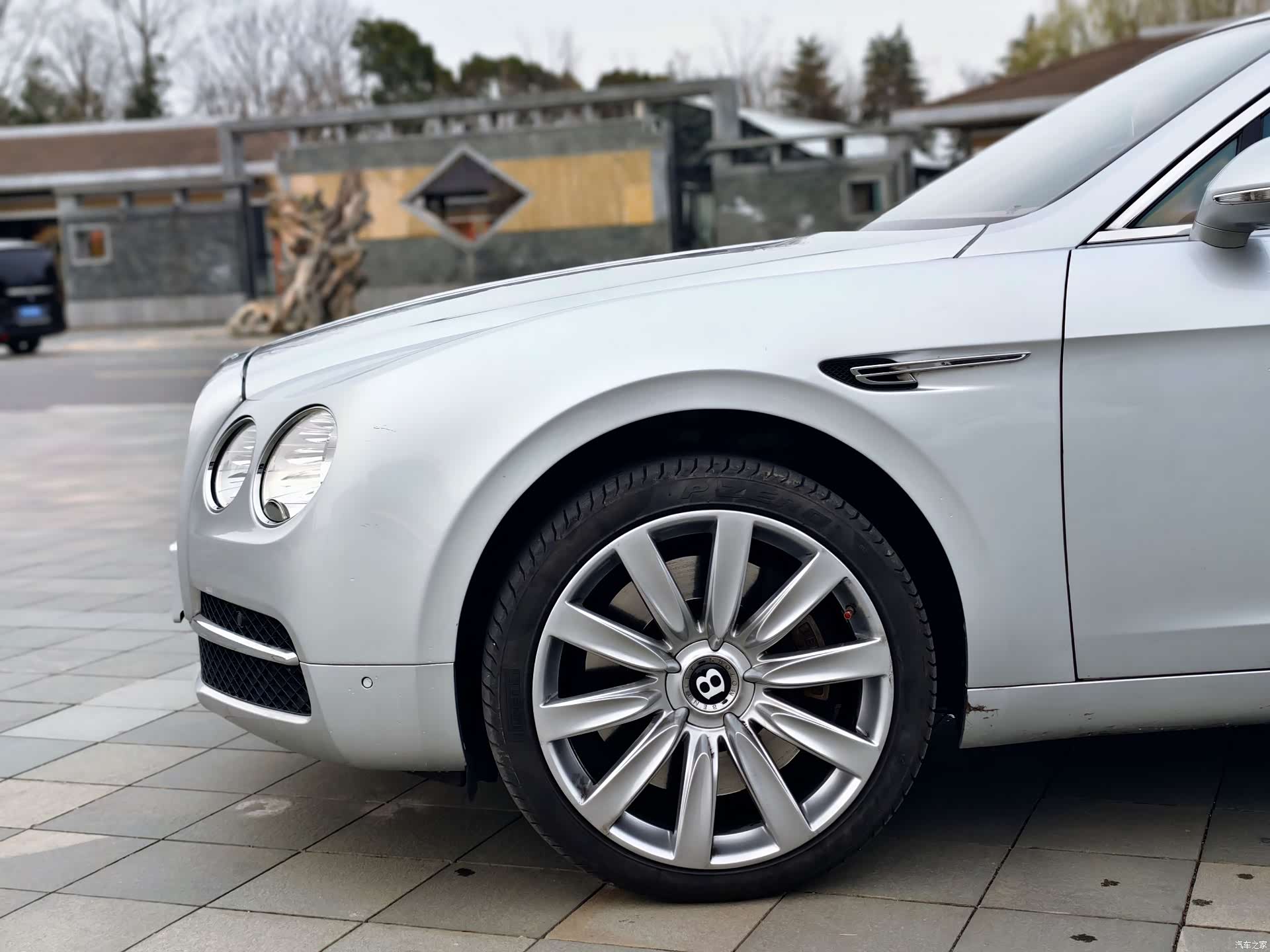 Bentley Flying Spur, 2016 6