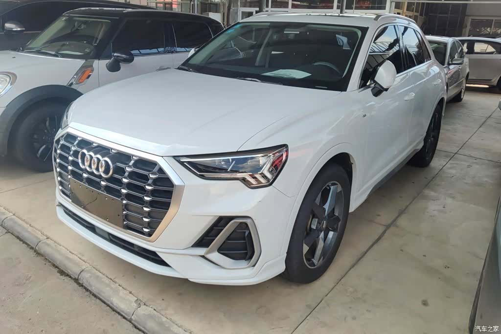 Audi Q3, 2020 1