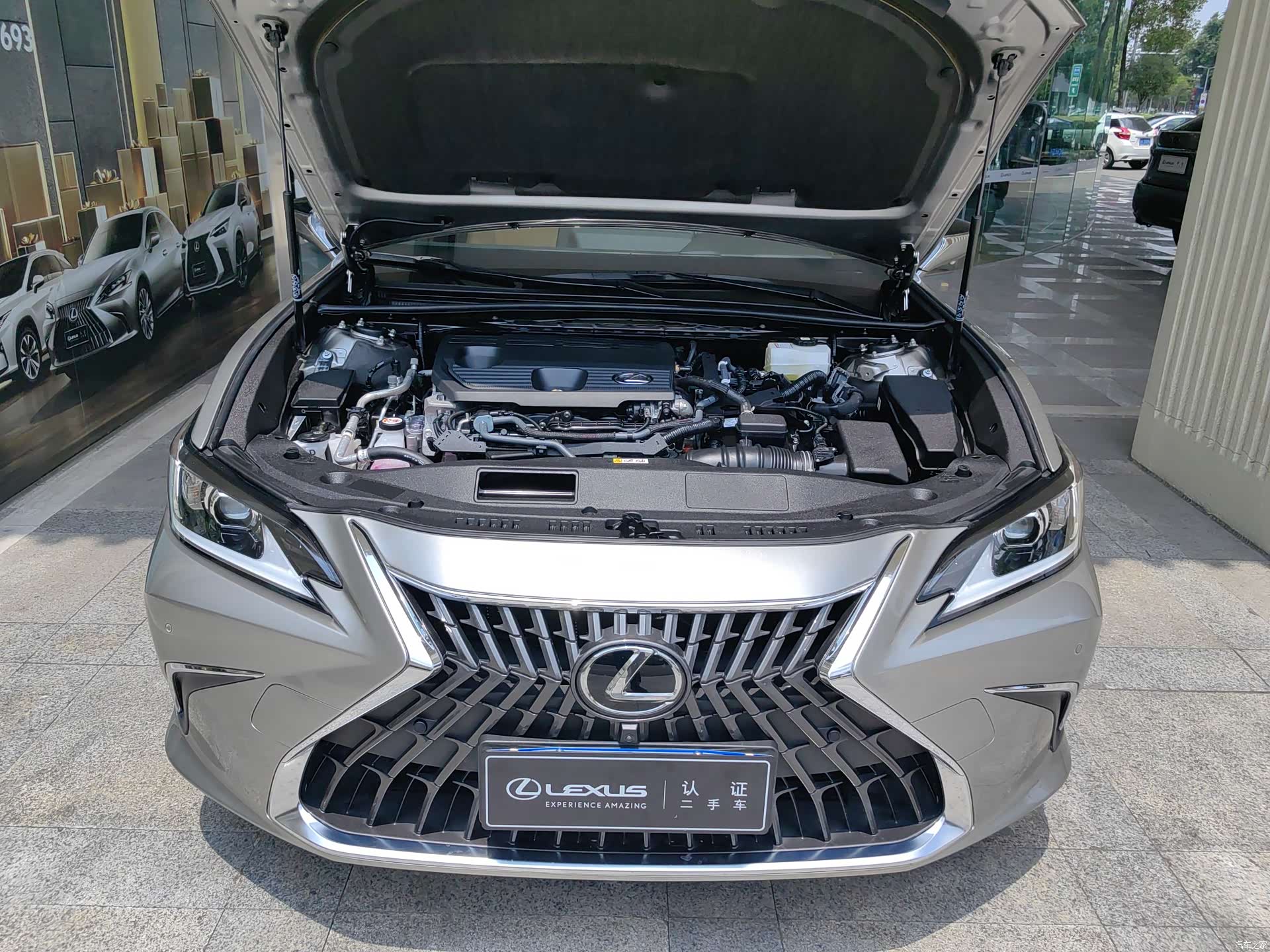 Lexus ES, 2023 8