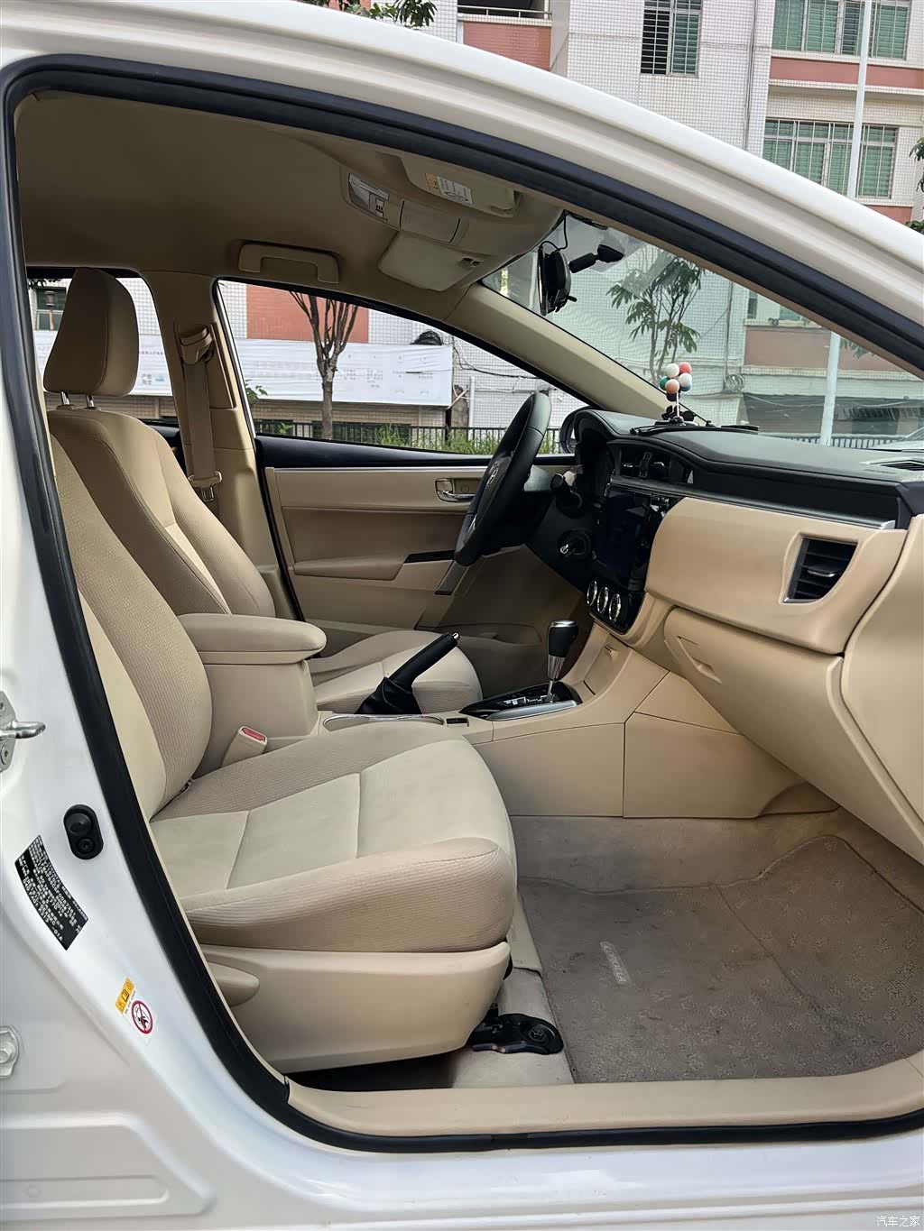 Toyota Corolla, 2015 9