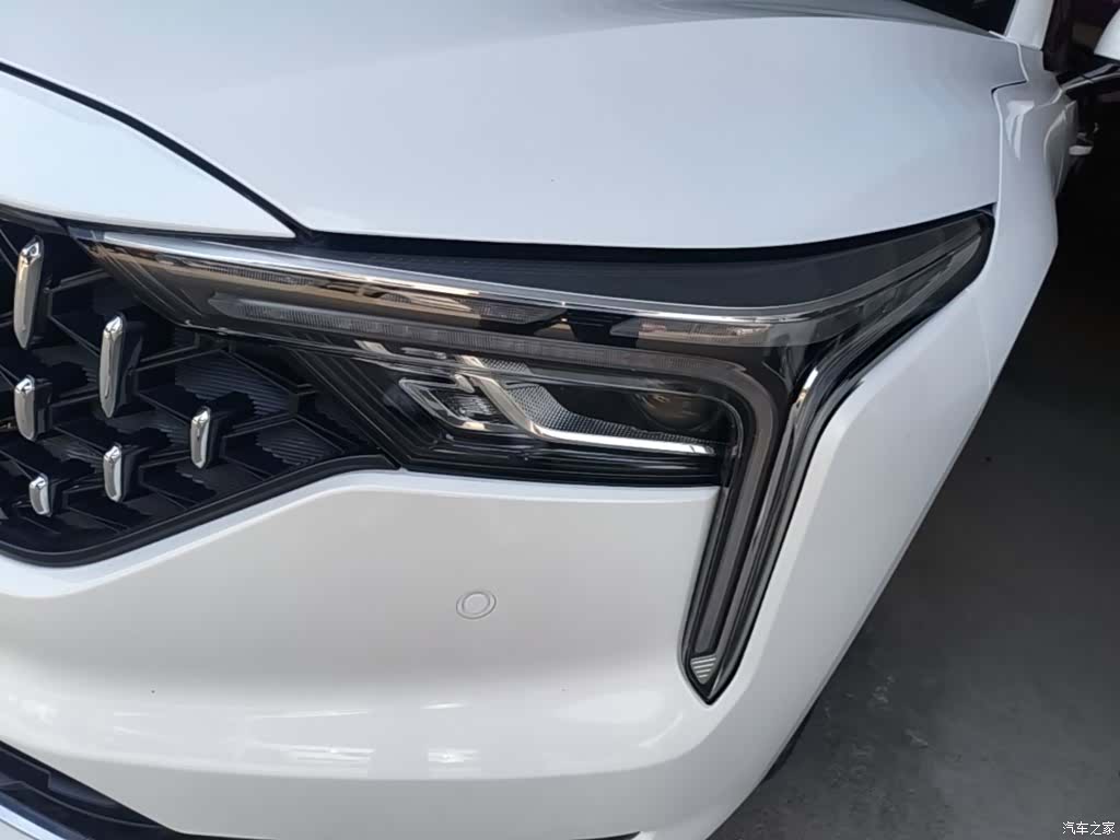Bestune B70, 2022 24