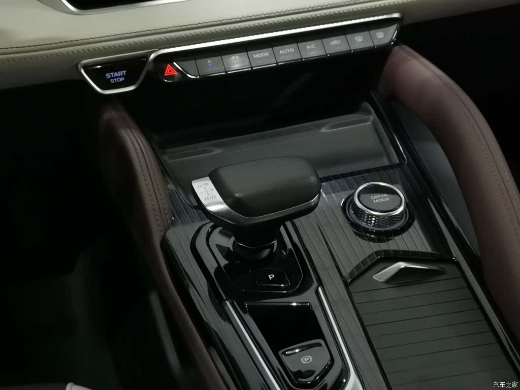 Geely Xingyue L, 2021 13