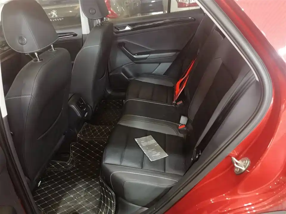 Volkswagen T-ROC exploring Songs Volkswagen T-ROC exploring Songs