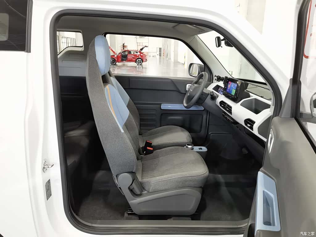Geely Panda, 2023 23