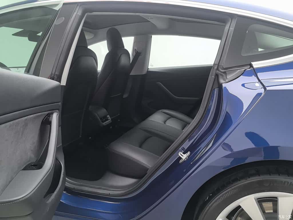 Tesla Model 3, 2019 15
