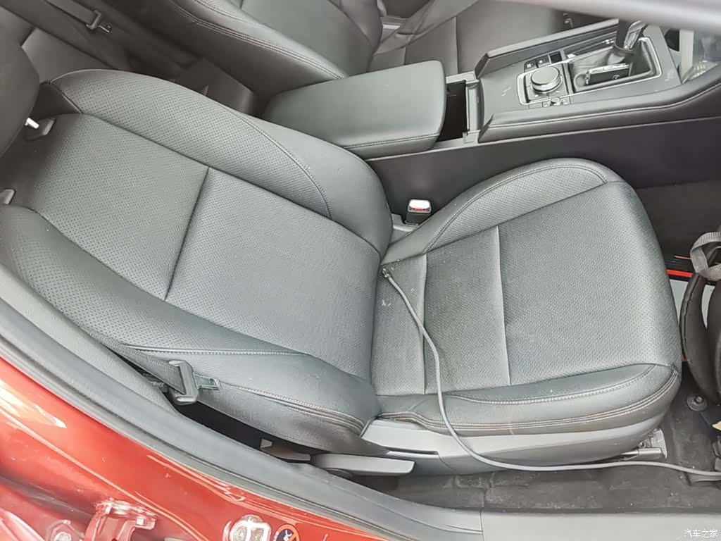 Mazda Mazda3, 2020 25
