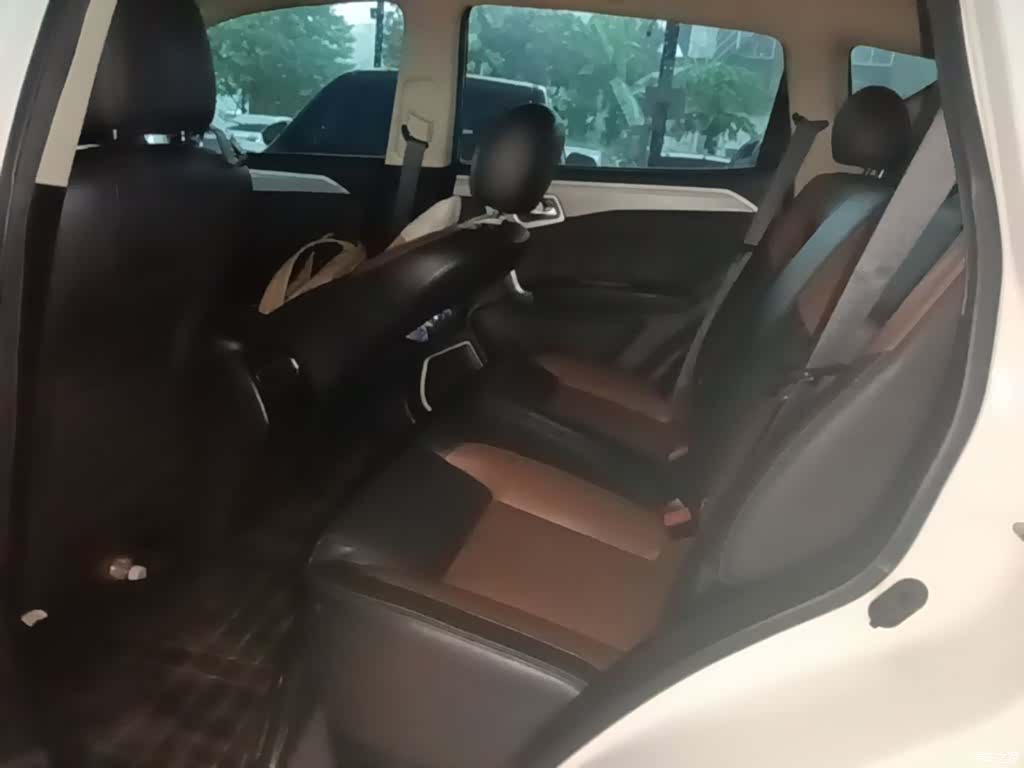 Geely X6, 2018 17