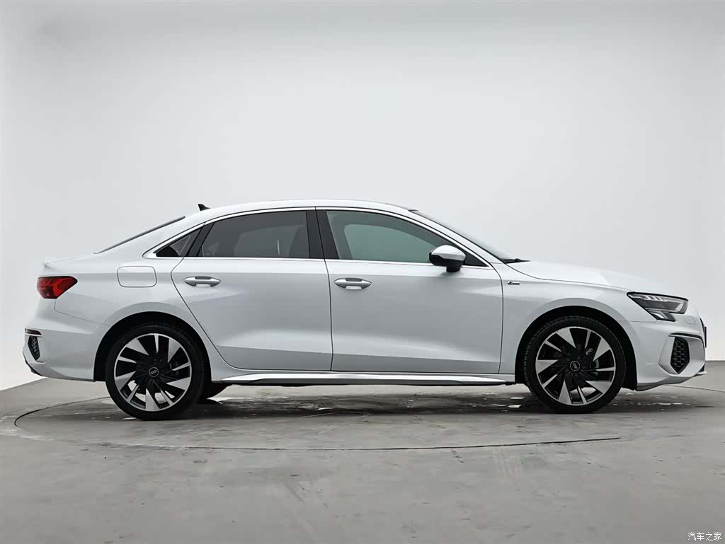 Audi A3, 2024 все фото
