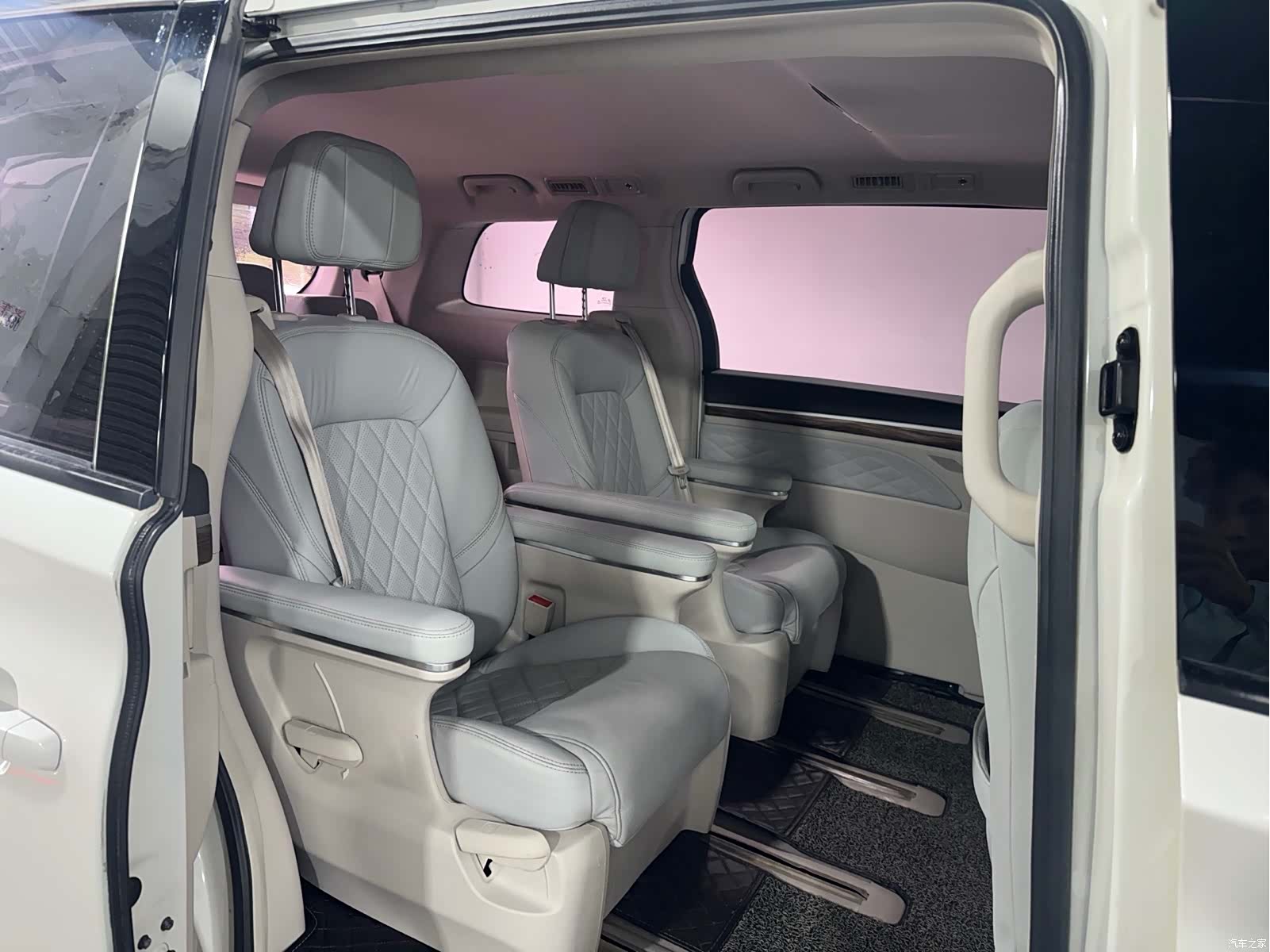 Trumpchi M8, 2019 7