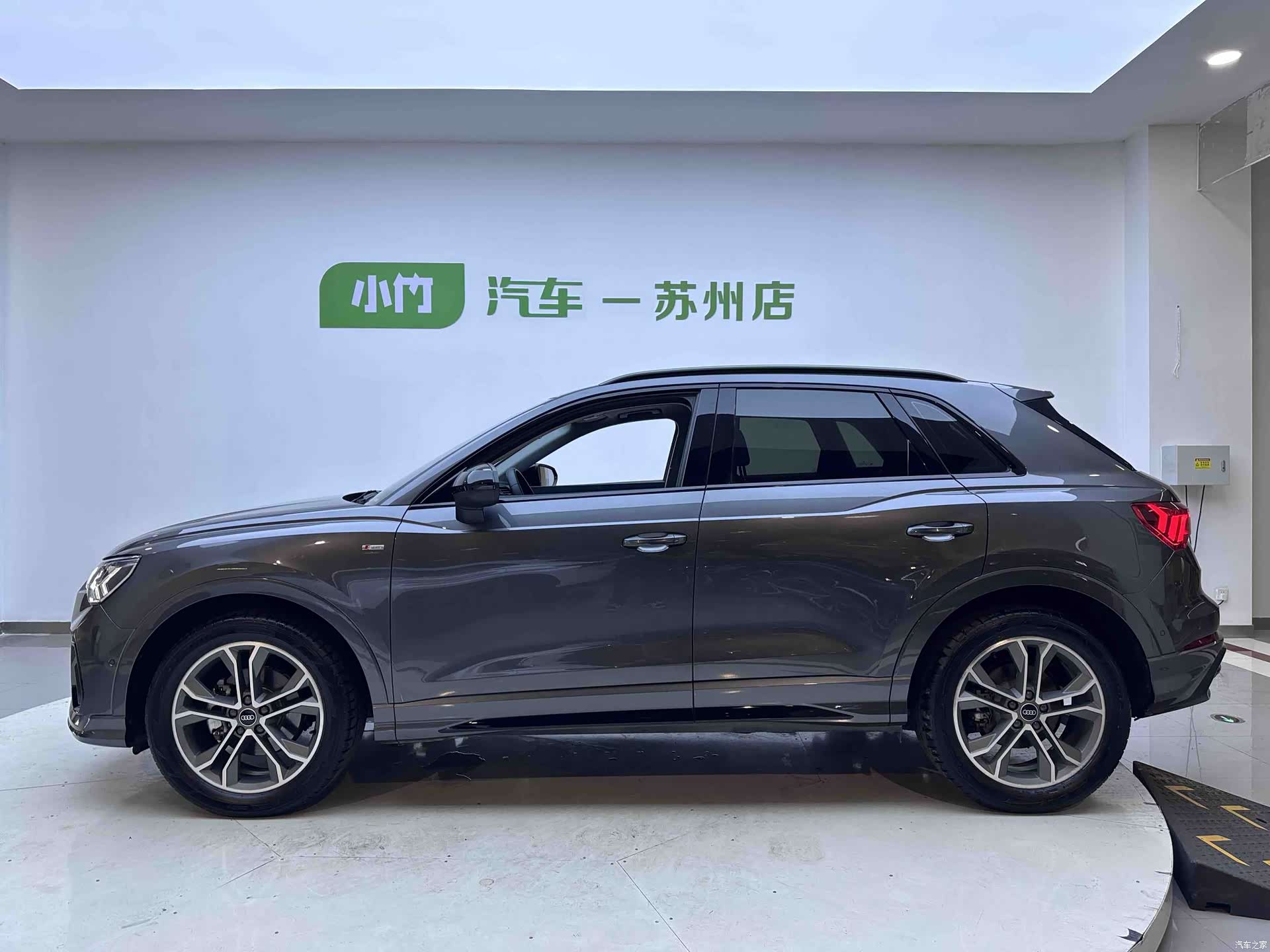 Audi Q3, 2022 6