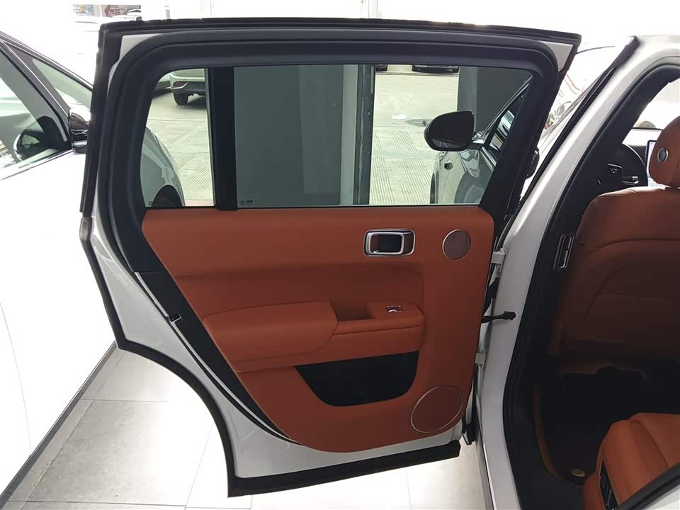 Li Auto Ideal L7