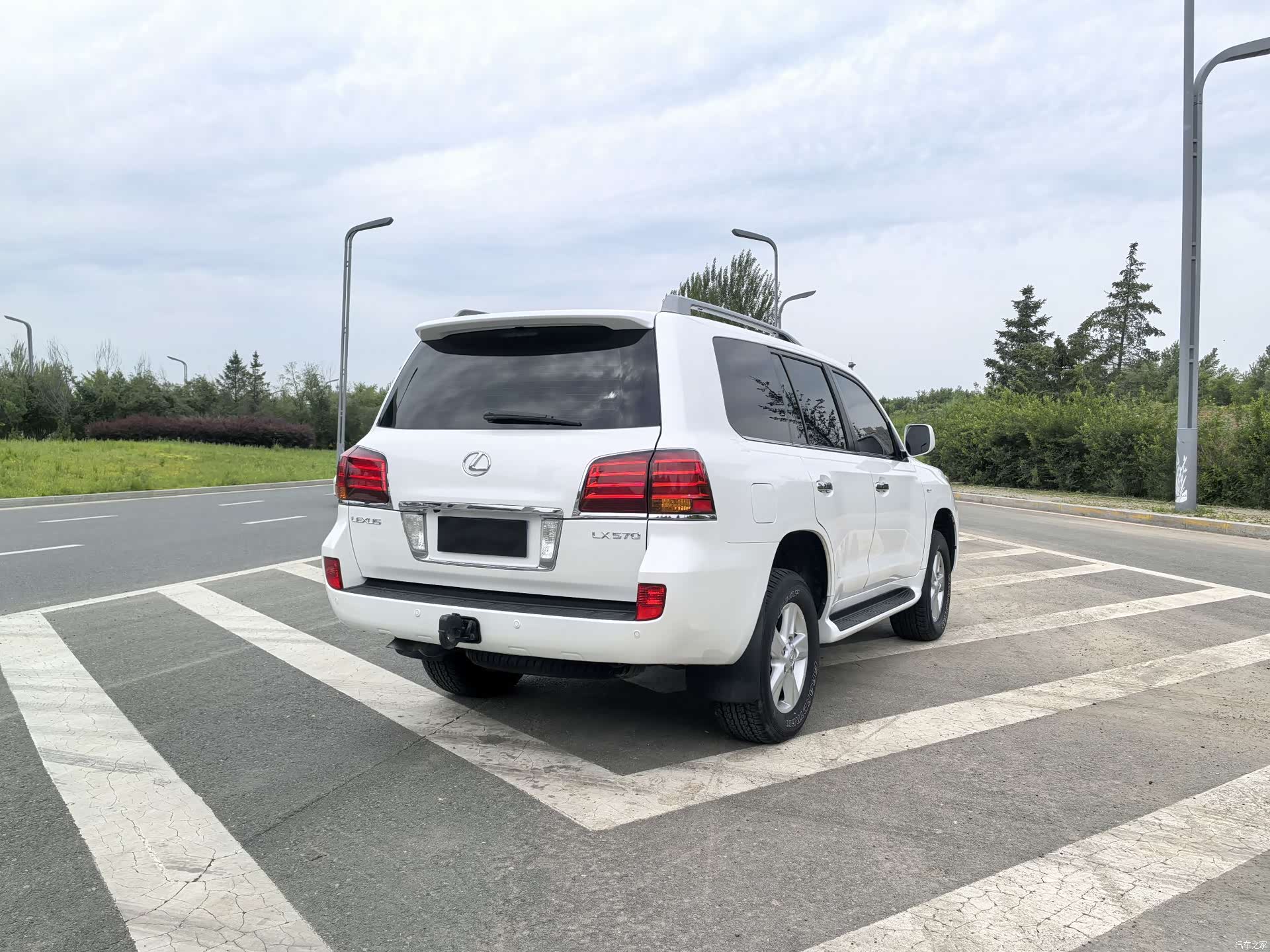Lexus LX, 2009 6