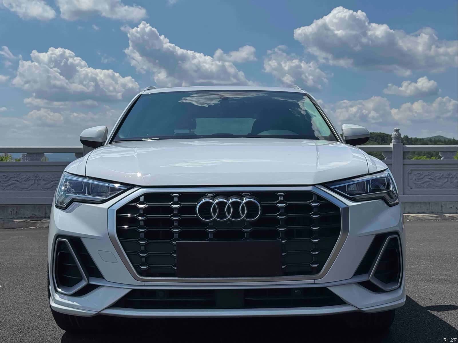 Audi Q3, 2022 2