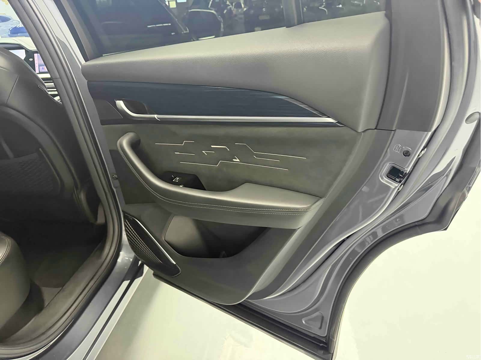Geely Xingyue L, 2024 4
