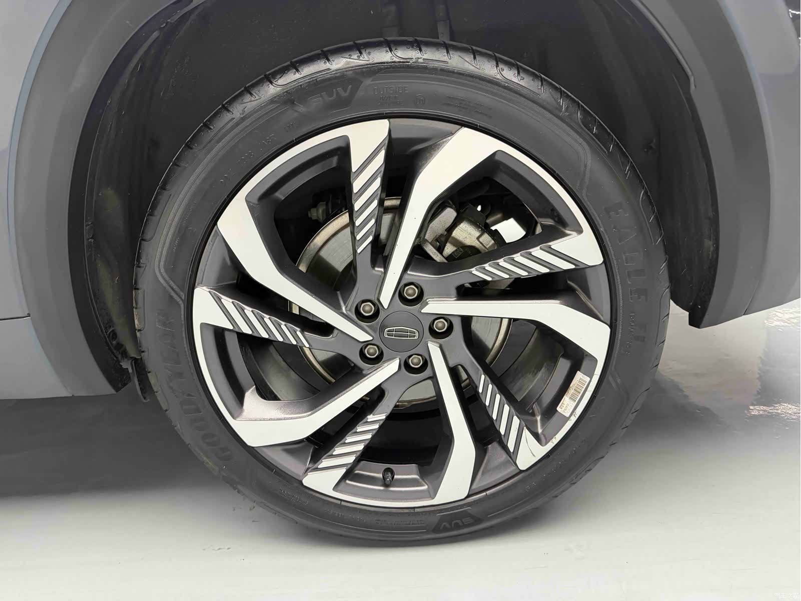 Geely Xingyue L, 2024 15