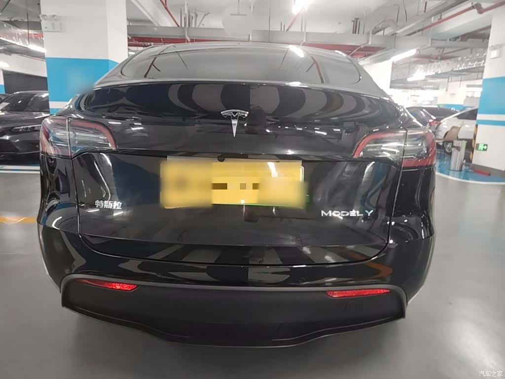 Tesla Model Y, 2023 6