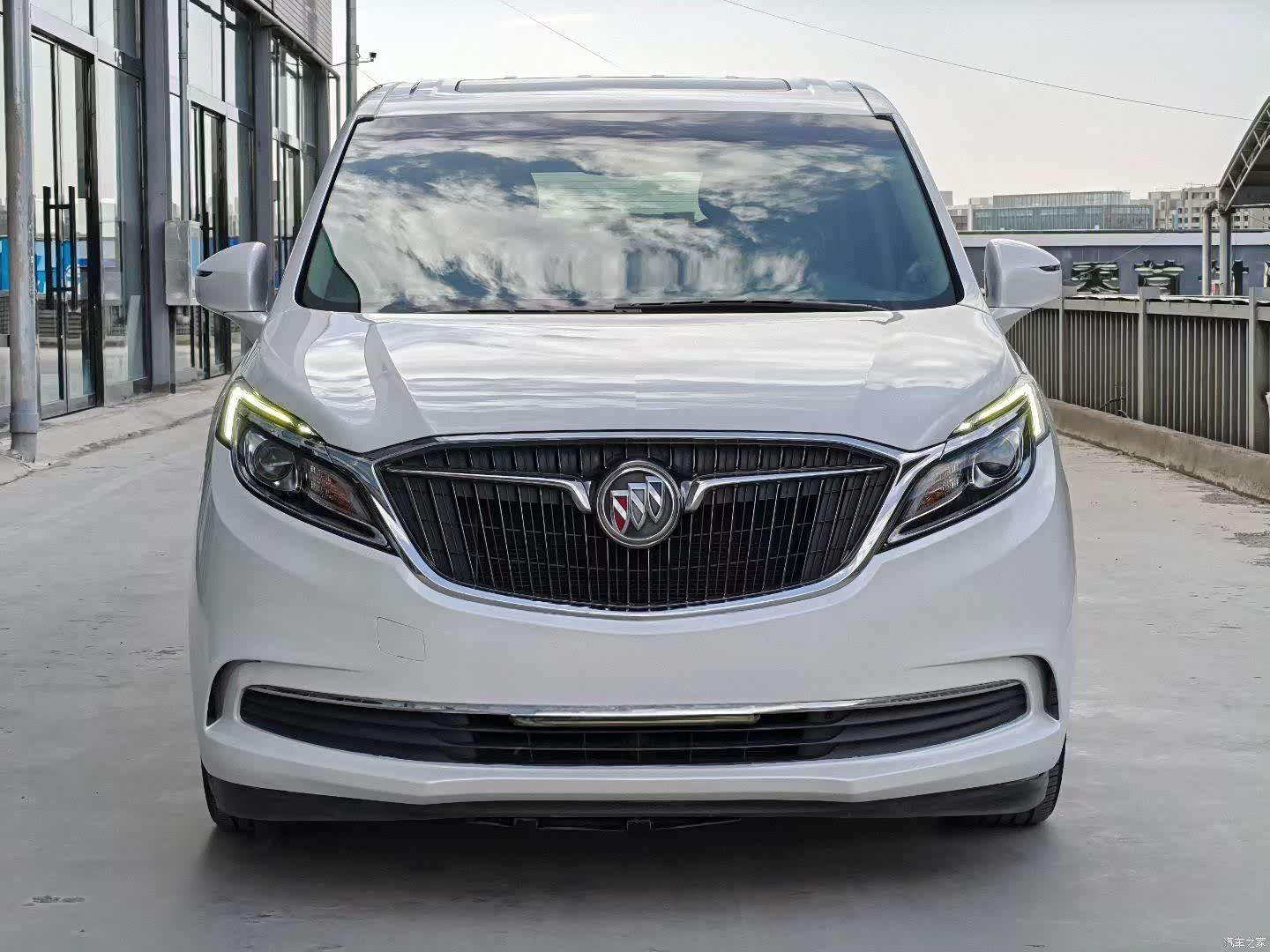 Buick GL8, 2019 2
