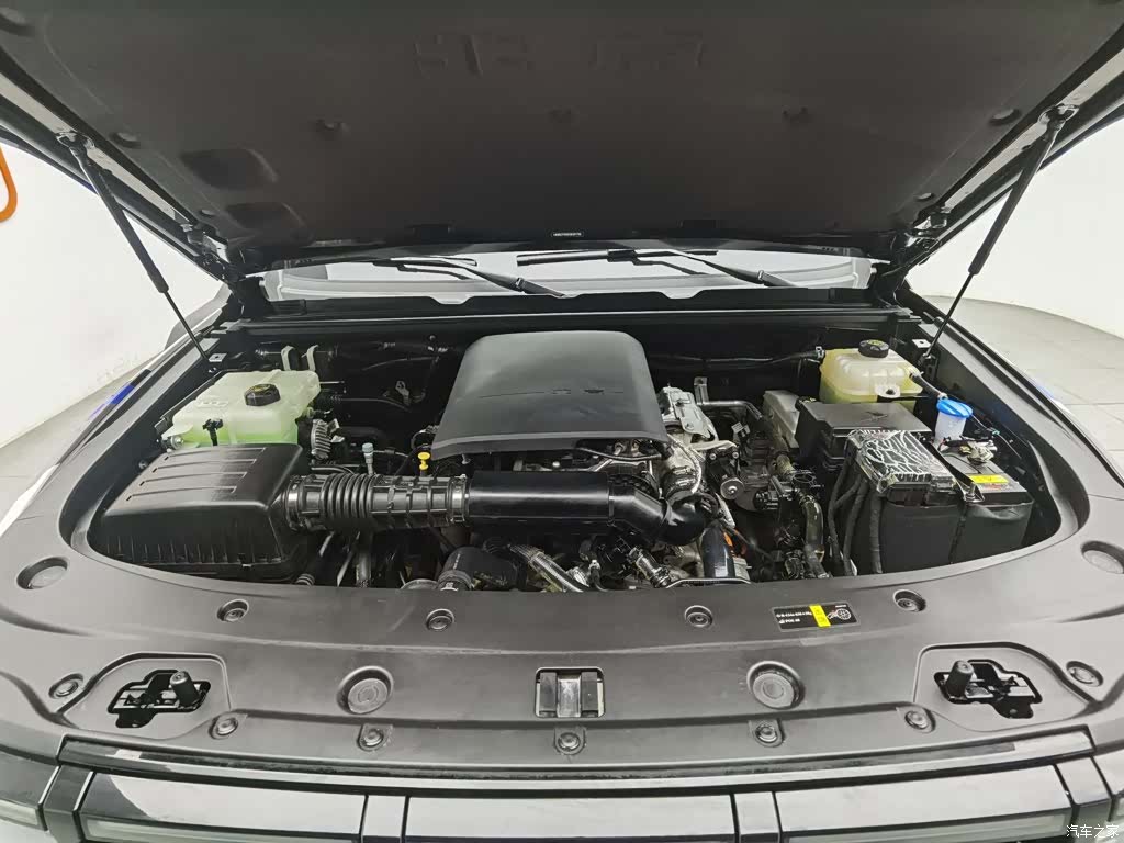 BAIC BJ40, 2025 6