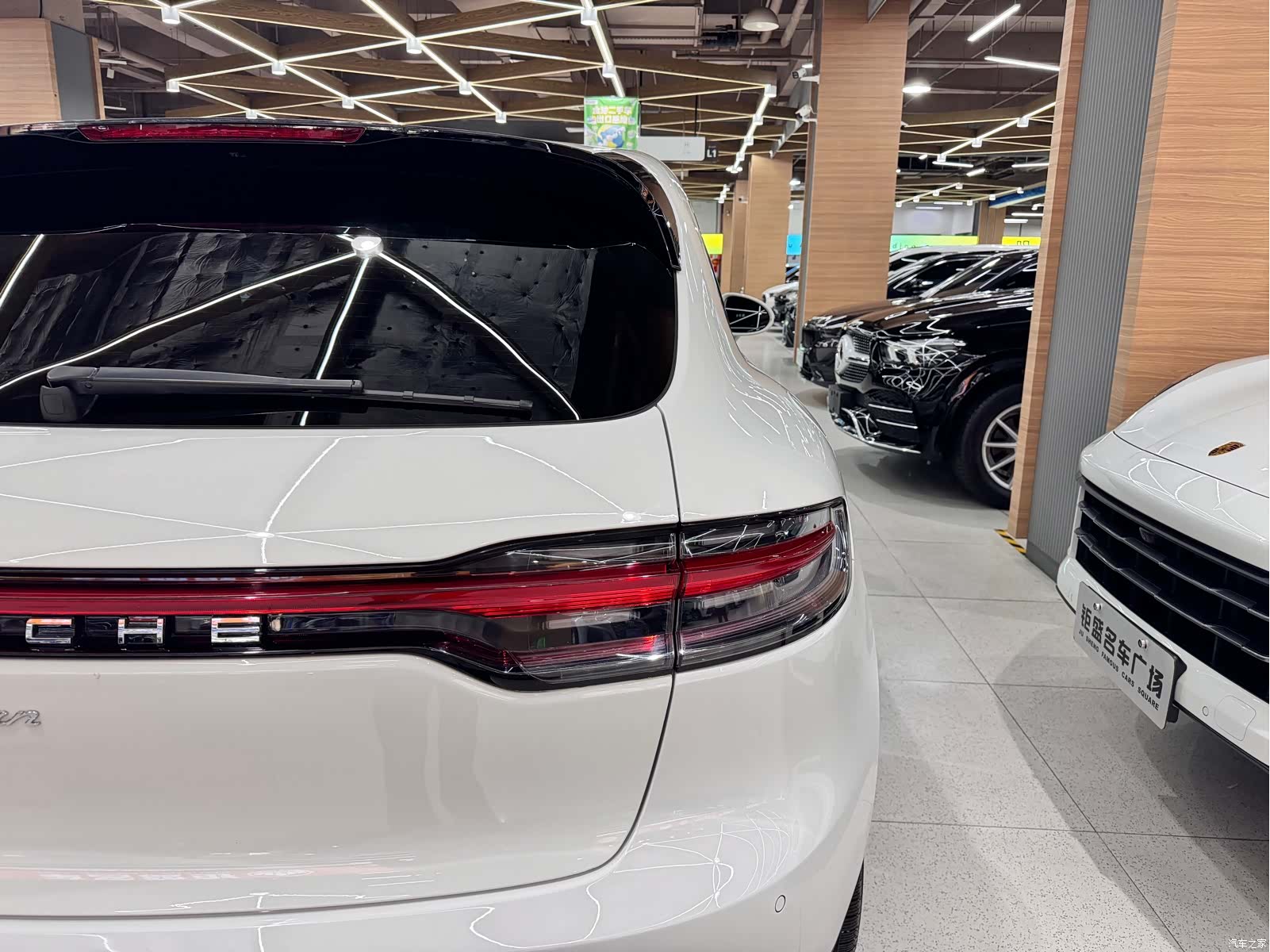 Porsche Macan, 2023 8