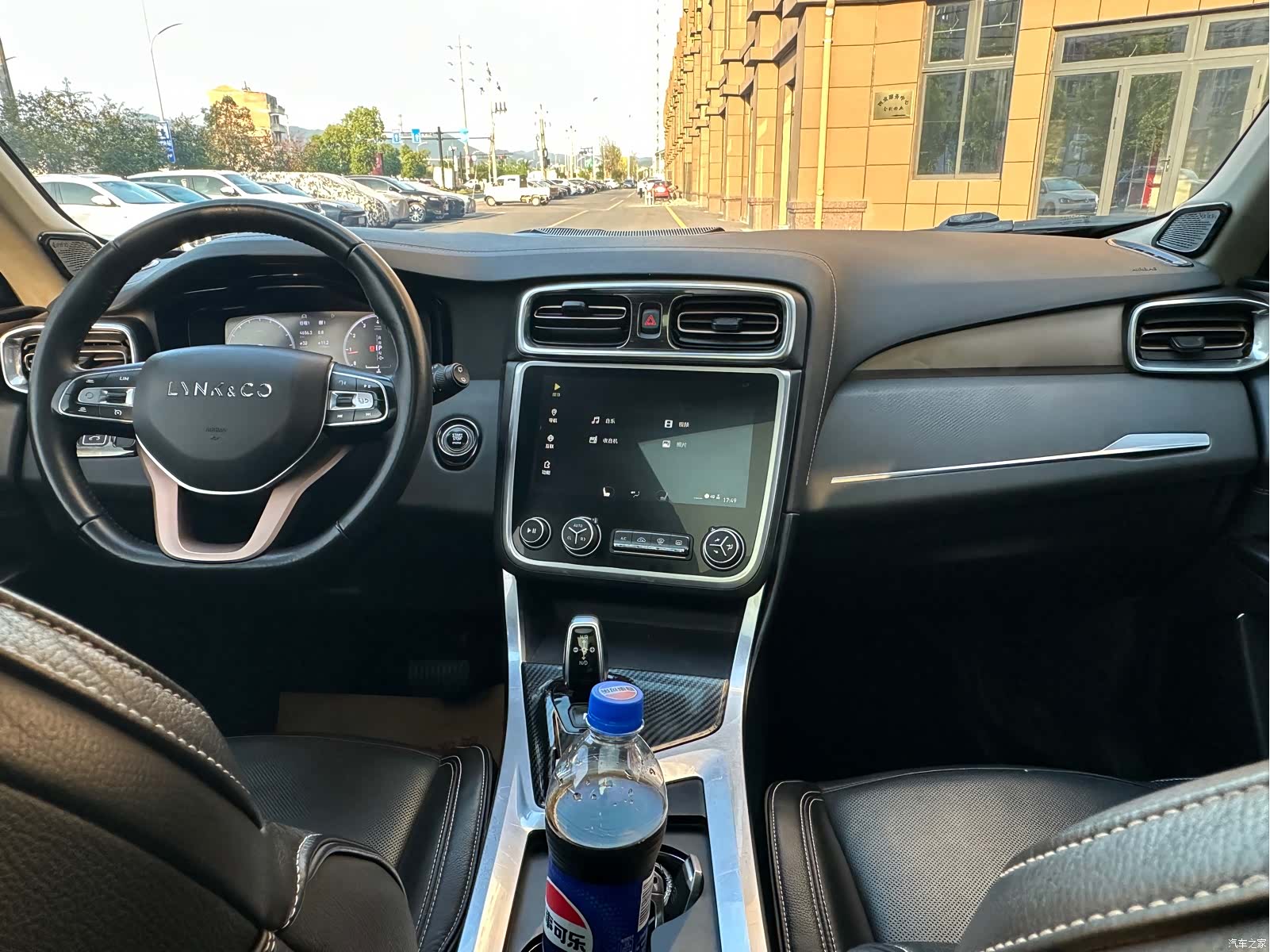 Lynk & Co 01, 2018 11
