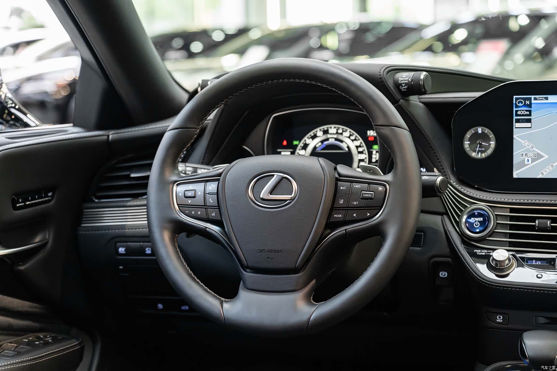 Lexus LS, 2021 14