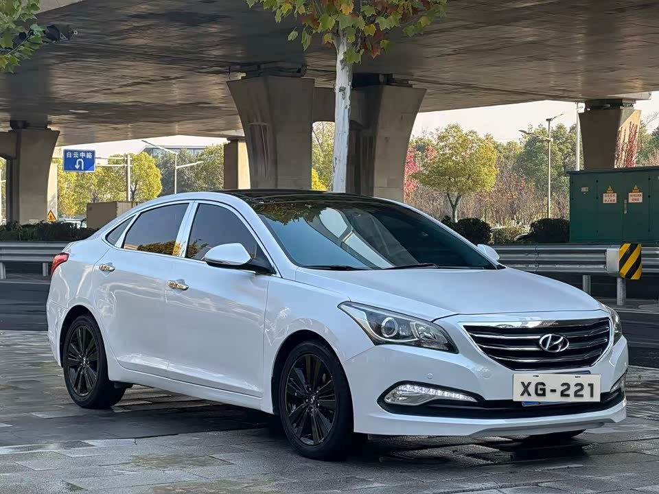 Hyundai Name picture