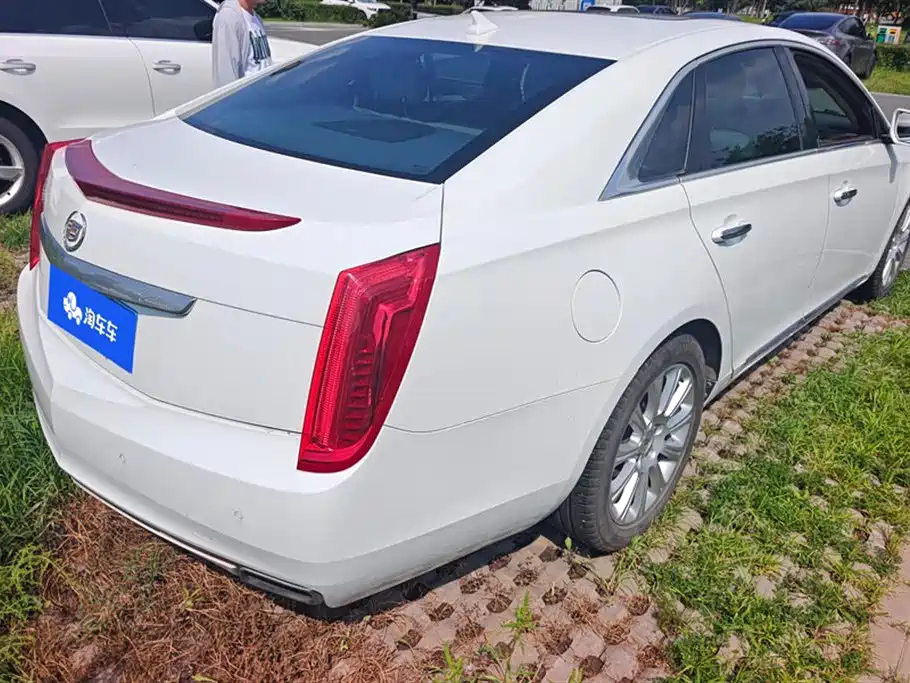 Cadillac XTS