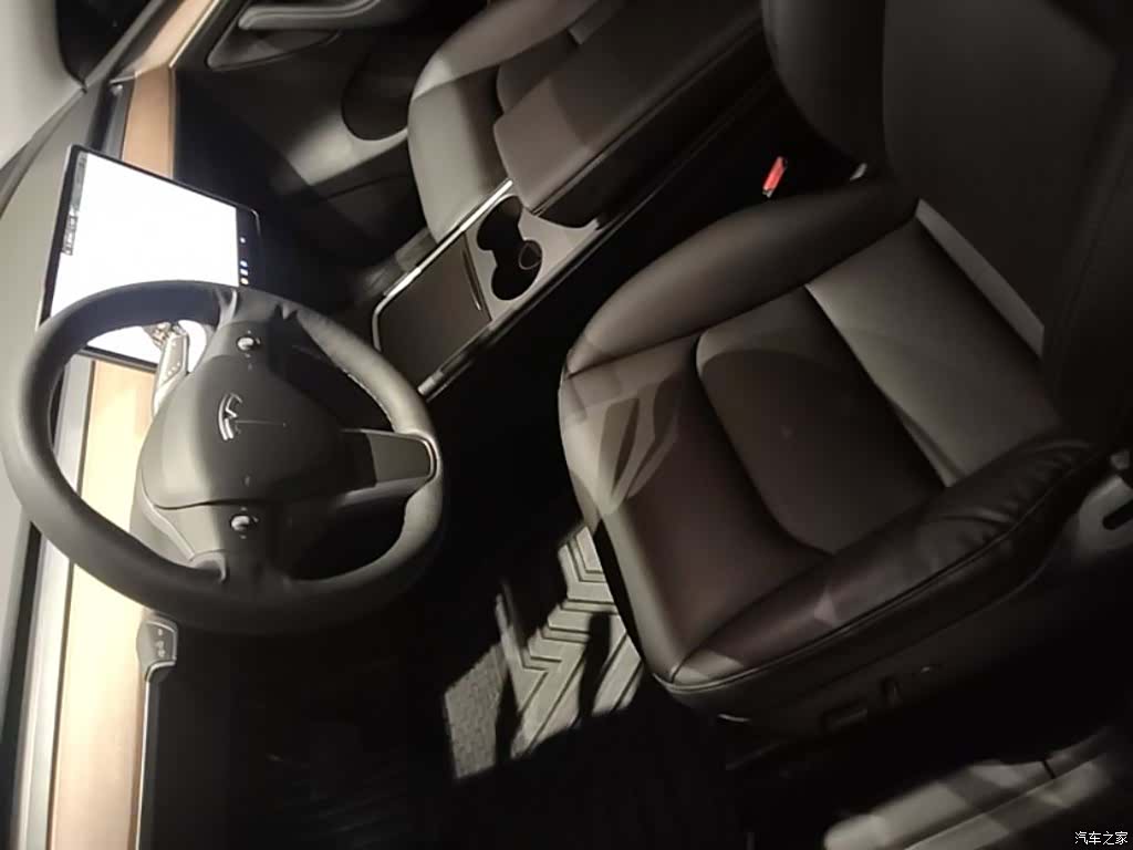 Tesla Model Y, 2021 15