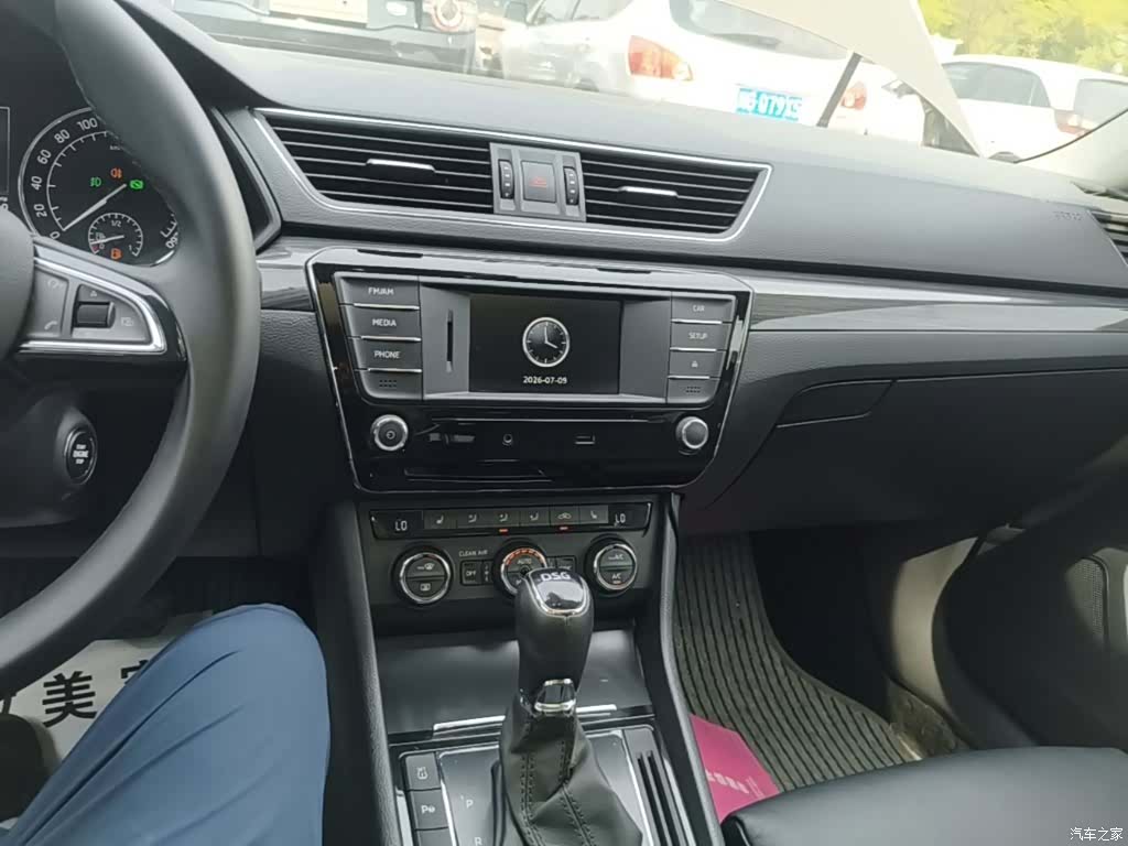 Skoda Superb, 2016 13
