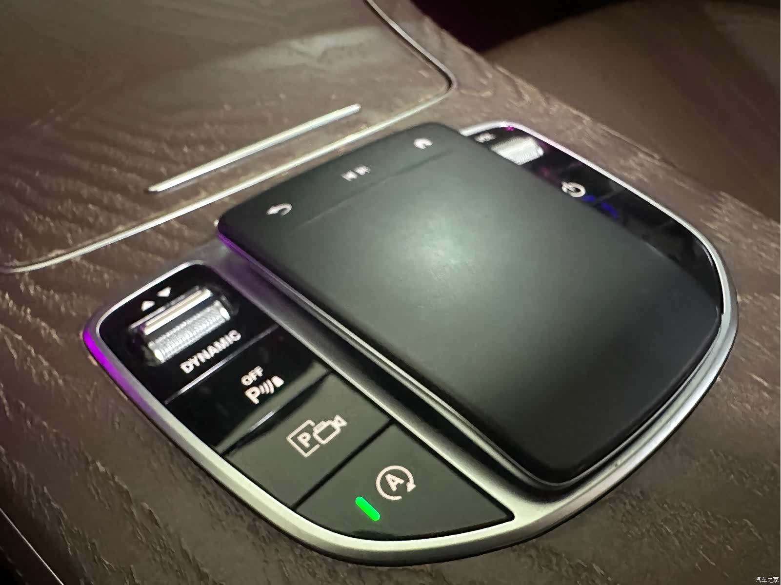 Mercedes-Benz E-Class, 2020 11
