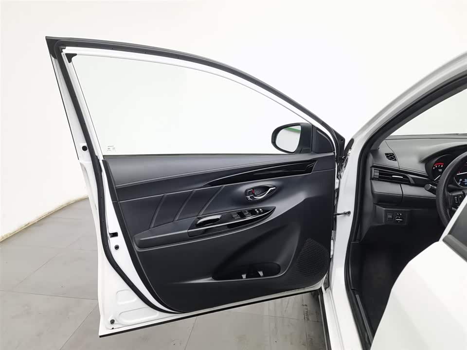 Toyota YARiS L Zhixuan