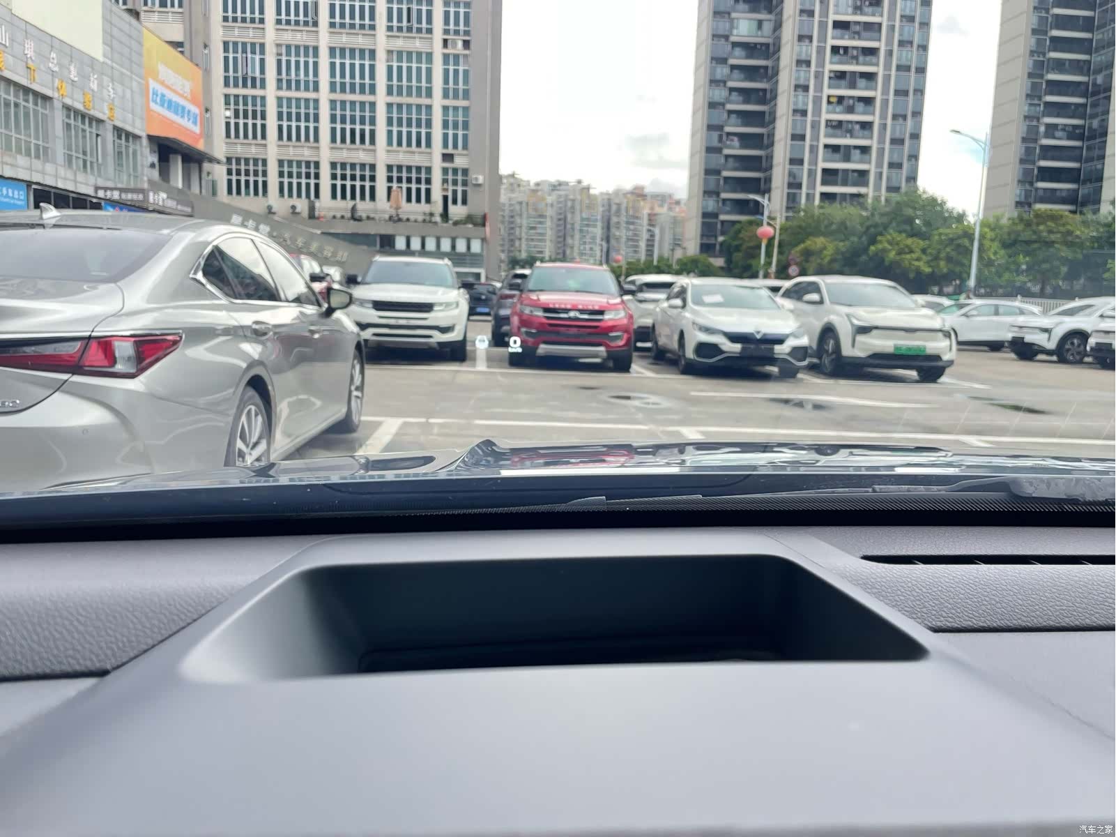 Geely Preface, 2024 30