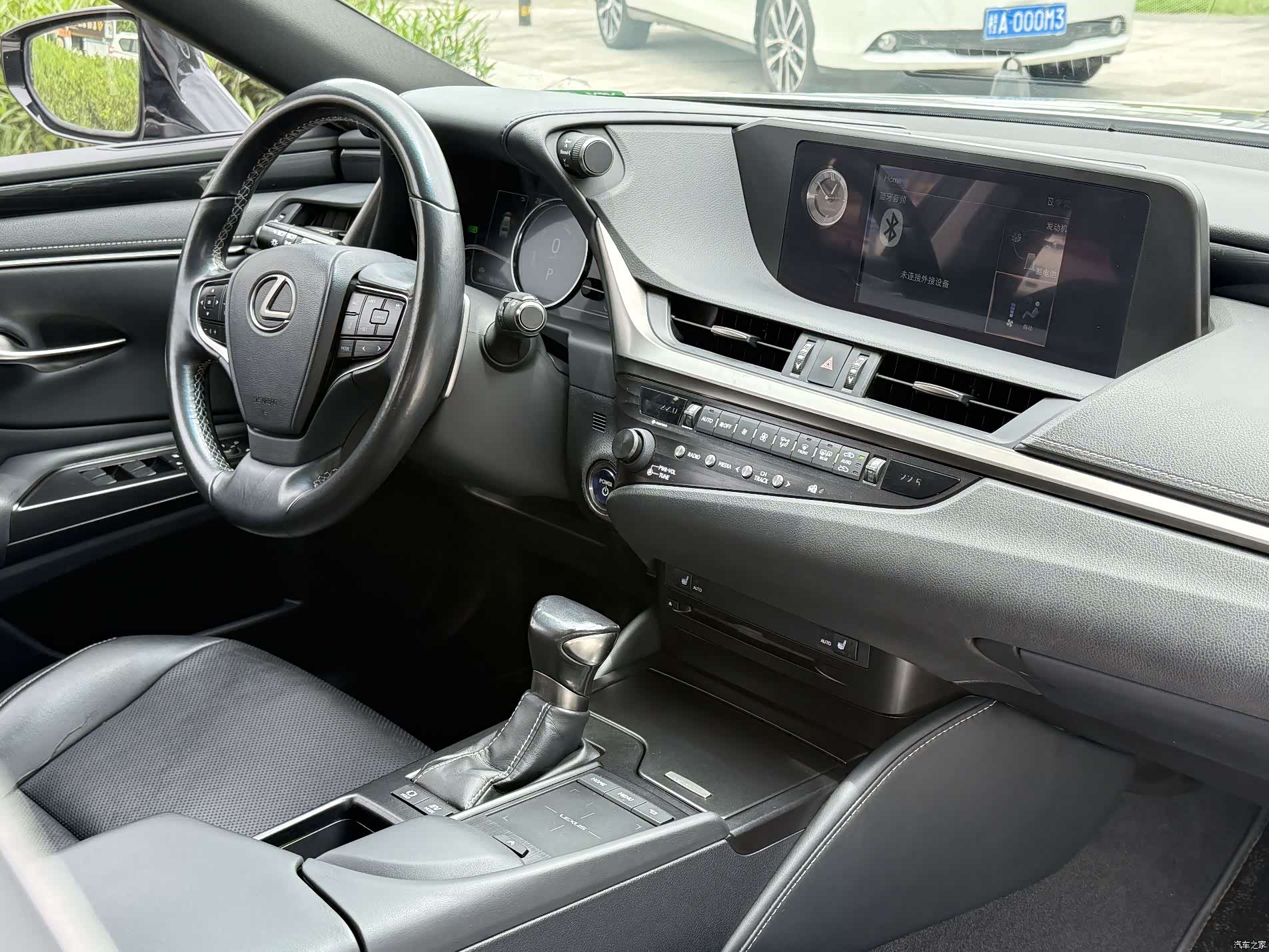 Lexus ES, 2018 16