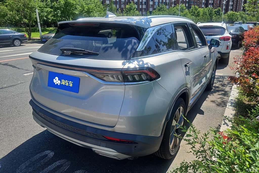 BAIC X7, 2021 3