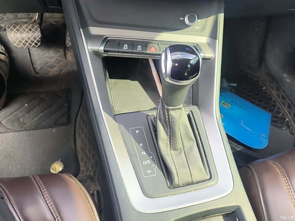Audi Q3, 2022 14