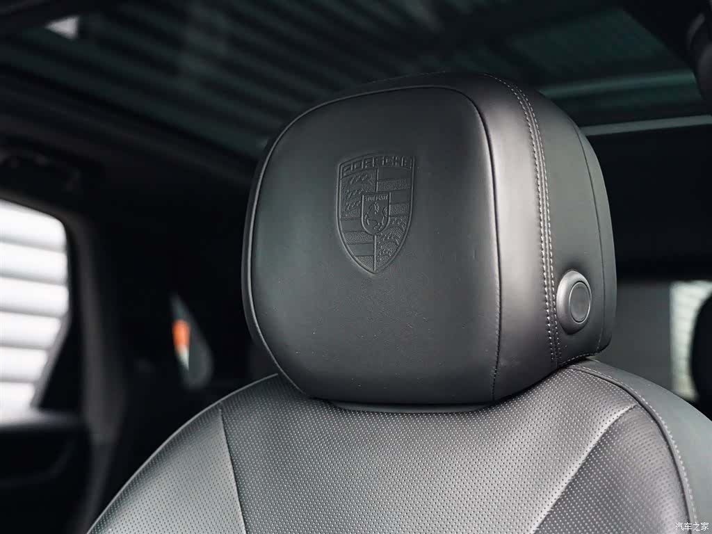 Porsche Cayenne, 2020 12