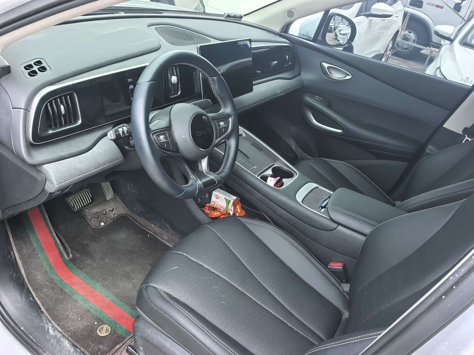 BYD HiAce, 2025 10