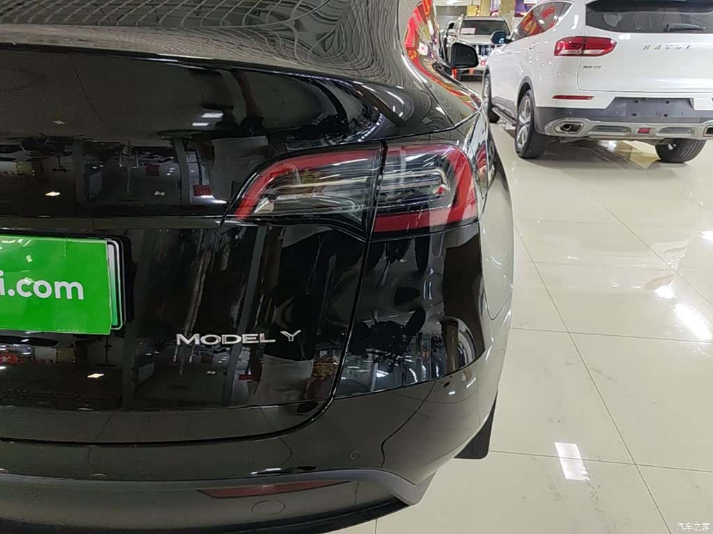 Tesla Model Y, 2023 8