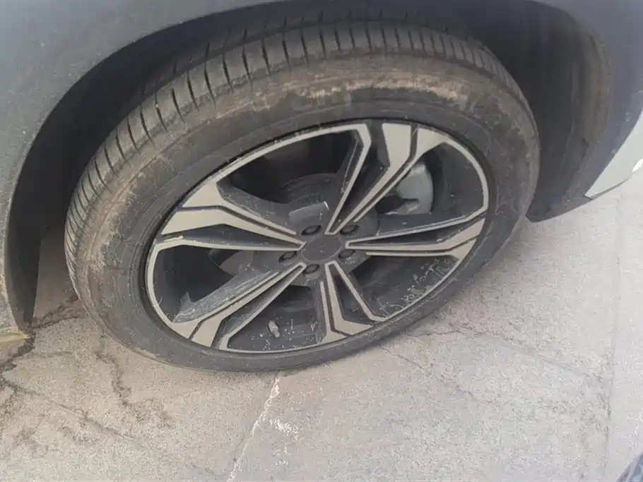 Geely Galaxy Galaxy L7