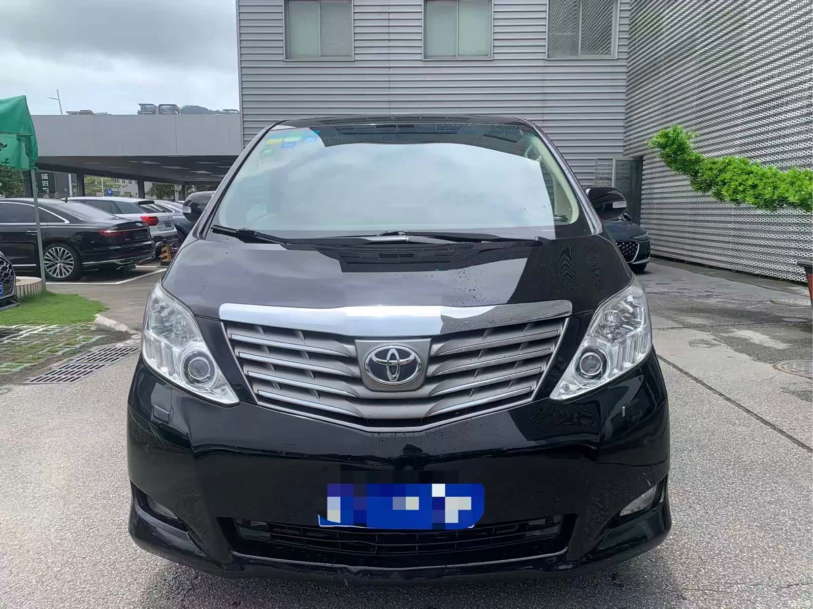 Toyota Alphard, 2011 2