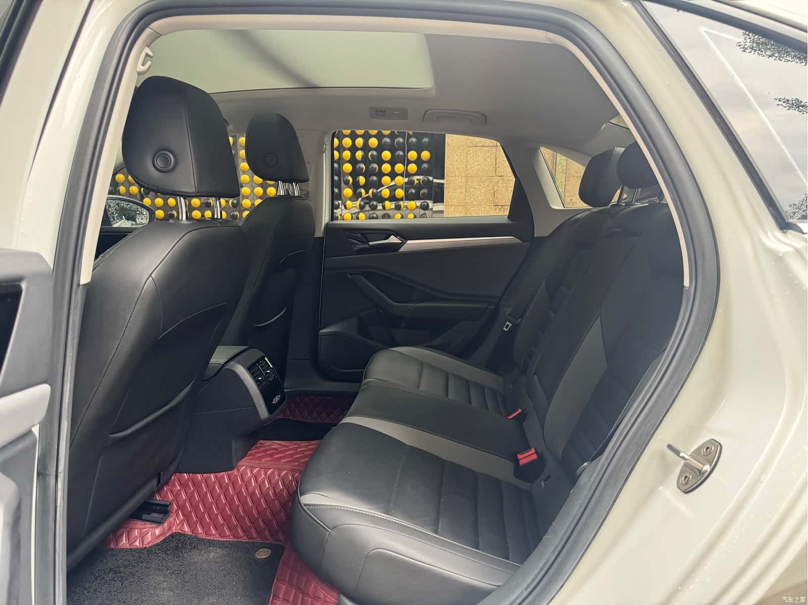 Volkswagen Sagitar, 2021 11