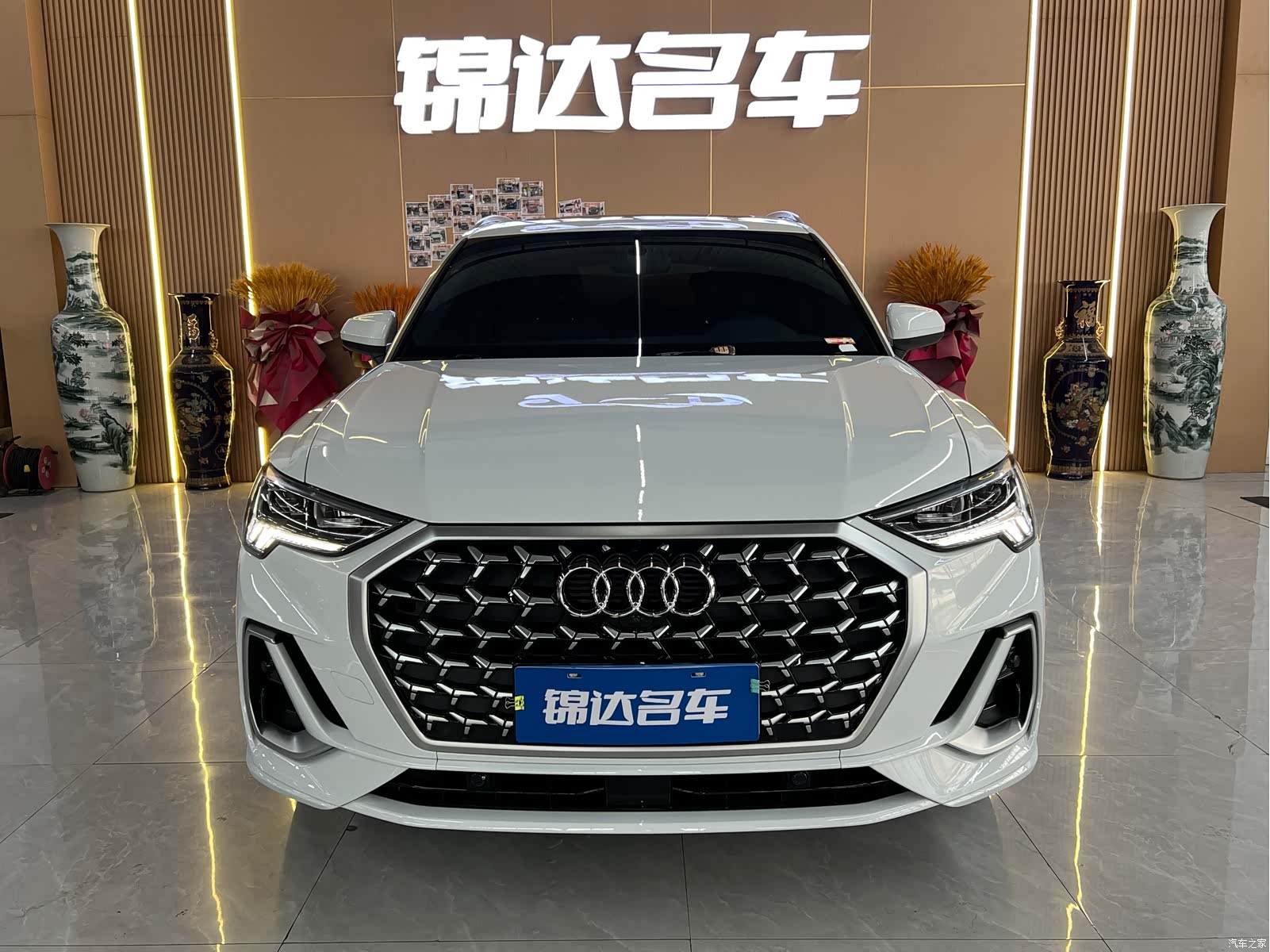 Audi Q3, 2024 2